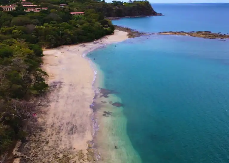 Playa Buena, Guanacaste: Gold Sand, Snorkeling, and Low-Tide Walks in Bahia Culebra